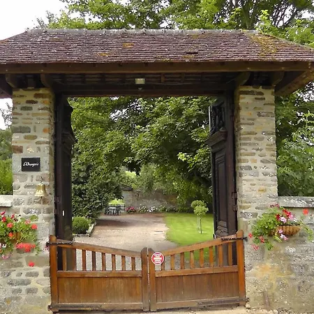 Casa de Férias L'orangerie La Foret-Auvray